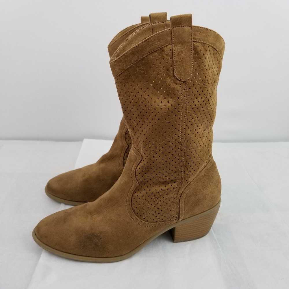 American Eagle hickory brown faux suede boots